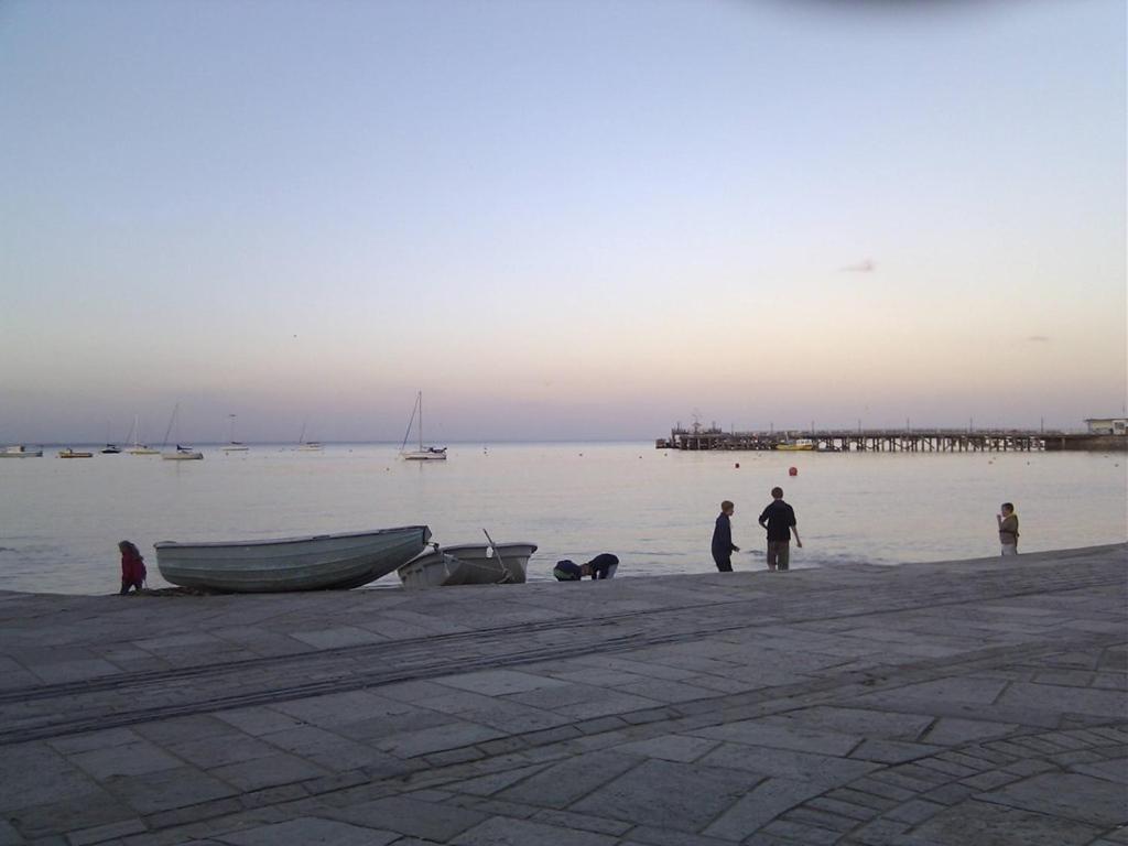 סוואנאייג' Beachcomber Holiday Apartments מראה חיצוני תמונה